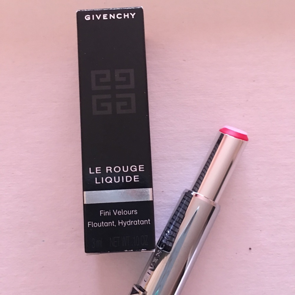 🐝 Givenchy Le Rouge Liquide in Rose Flanelle